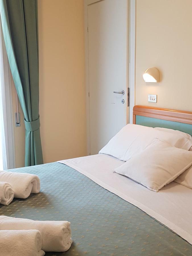 Hotel De La Plage Rimini Exteriér fotografie